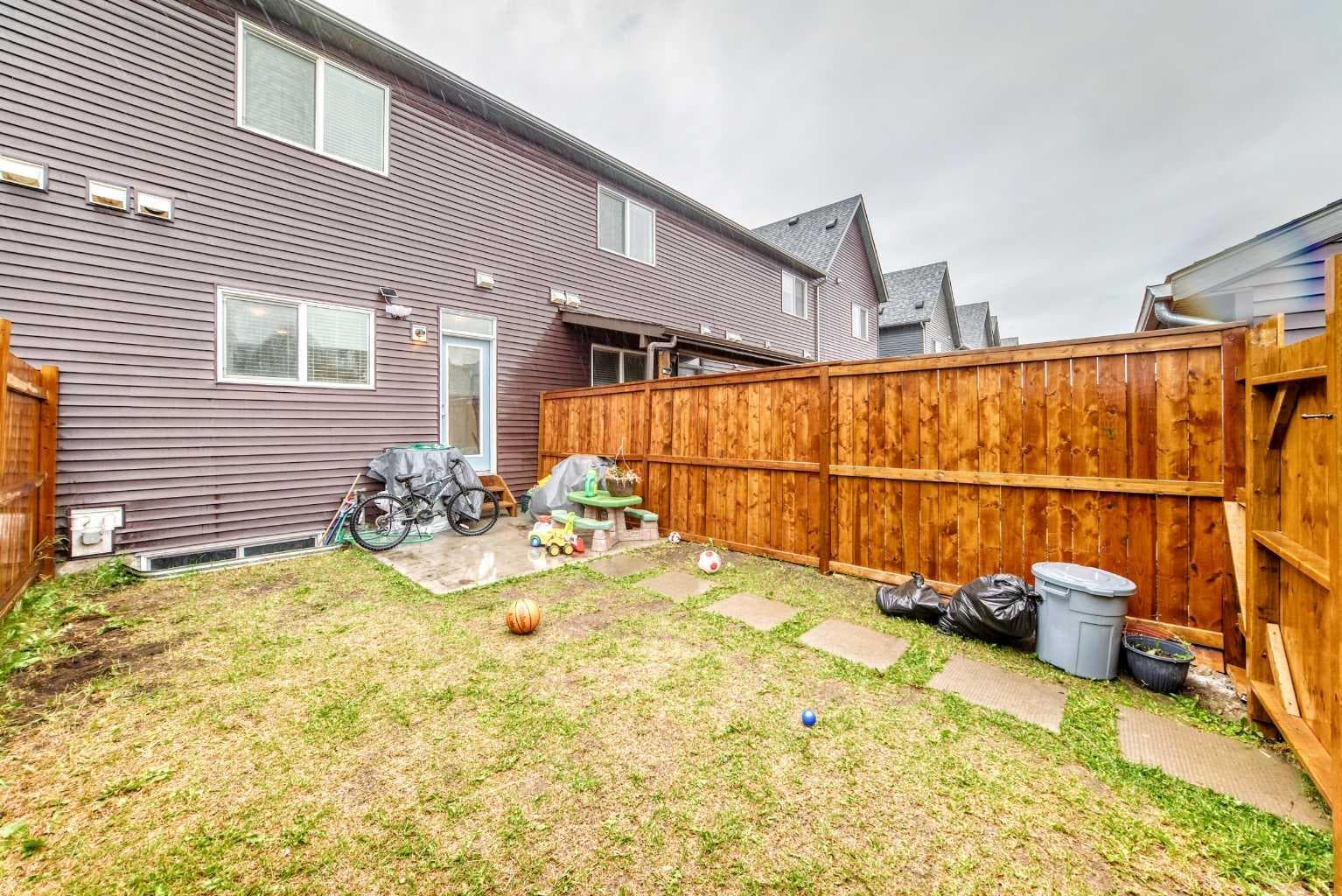 112 Carrington Boulevard NW