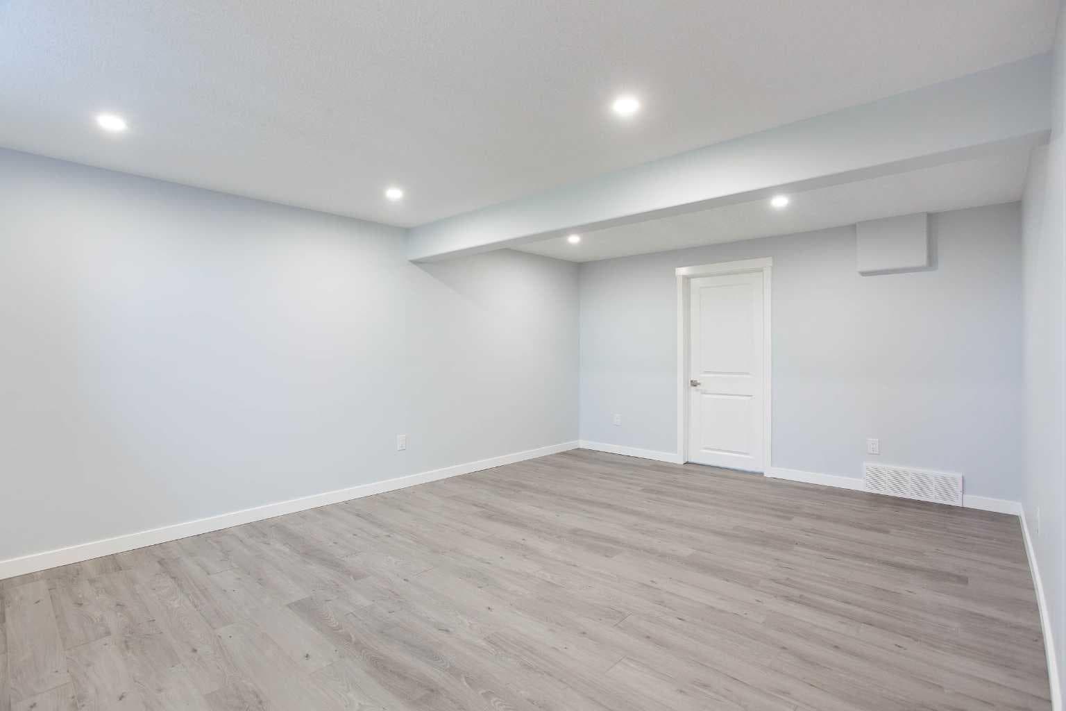 68 Abergale Way NE