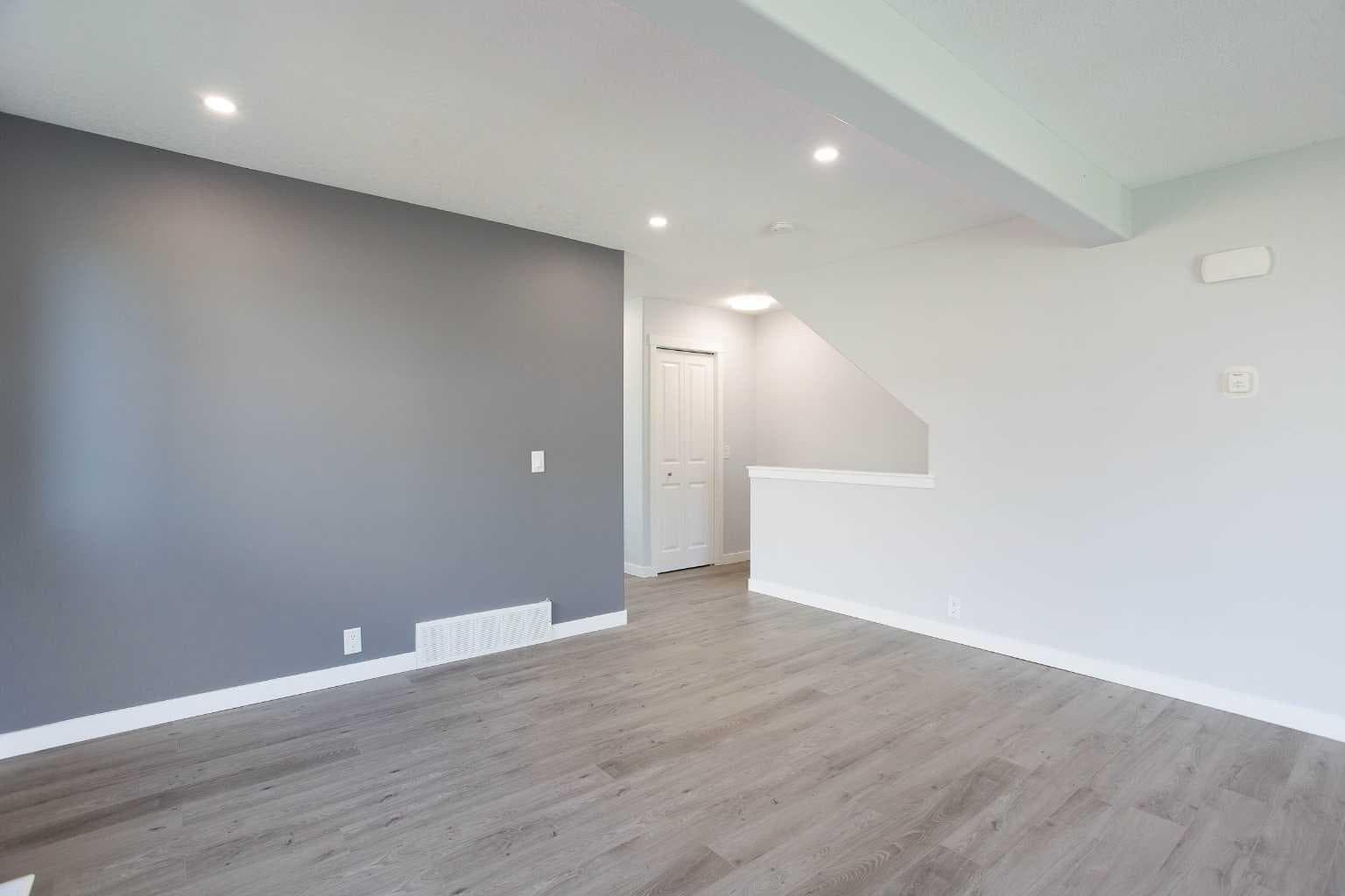 68 Abergale Way NE