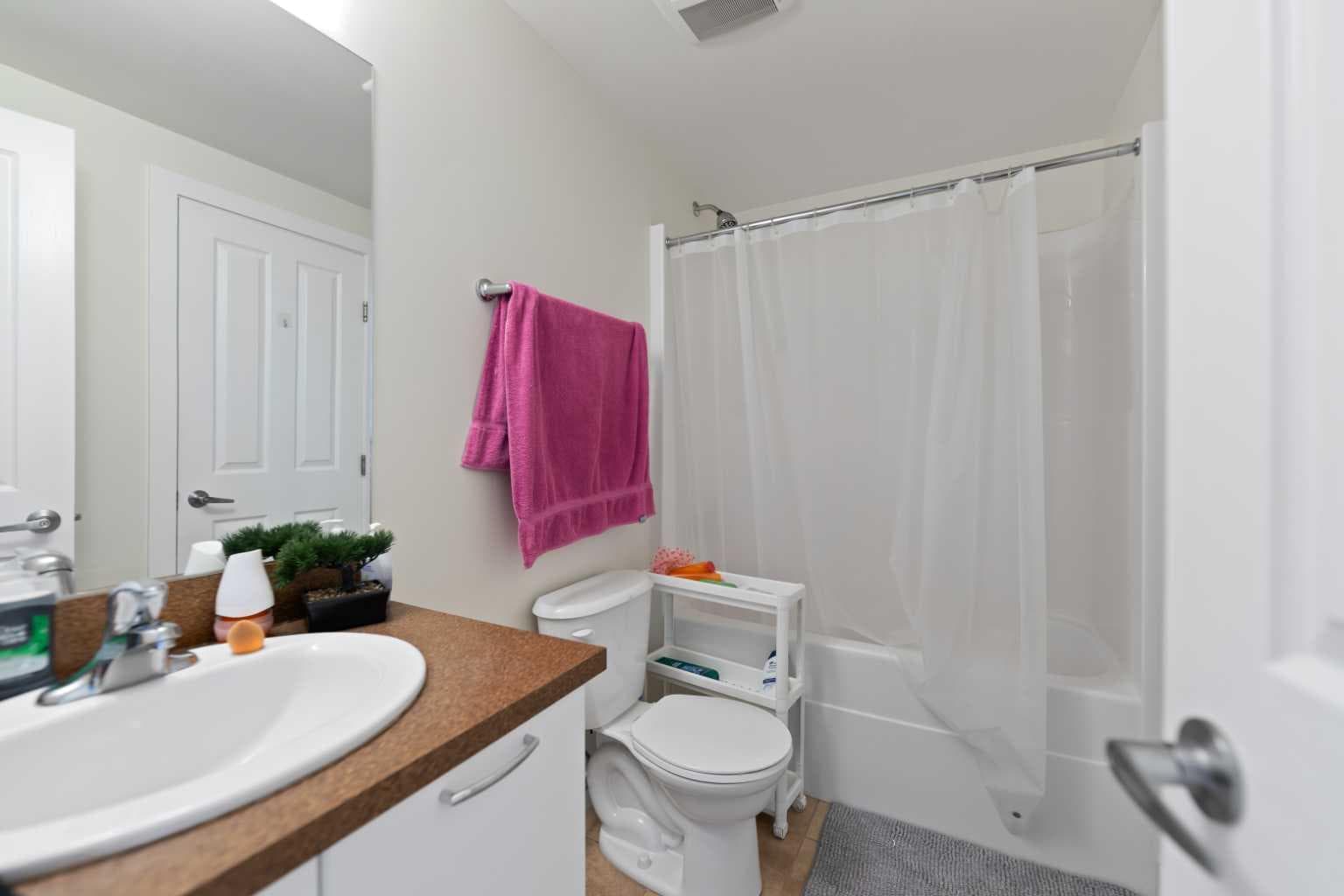 211, 3830 Brentwood Road NW