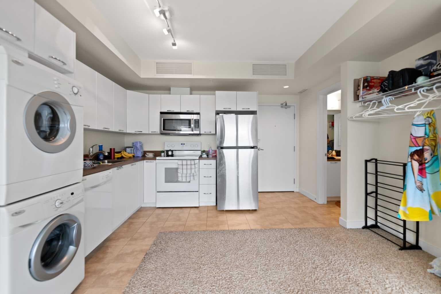 211, 3830 Brentwood Road NW