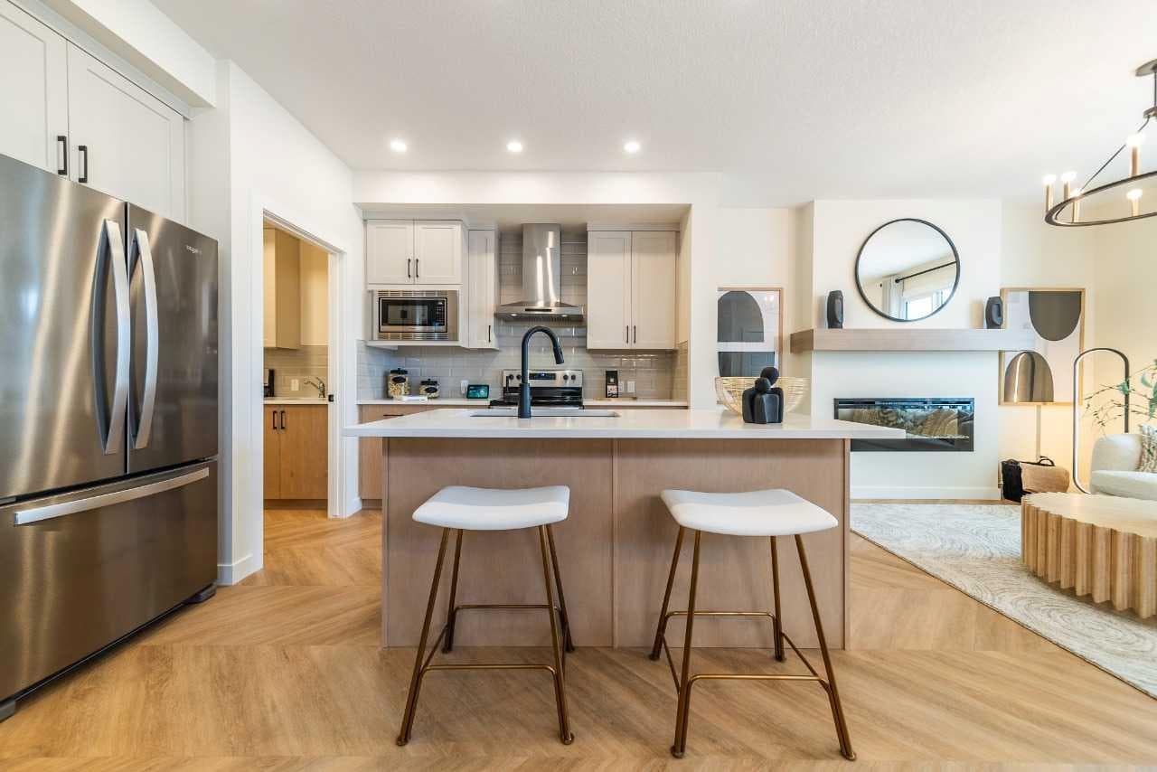 79 Lewiston Park NE