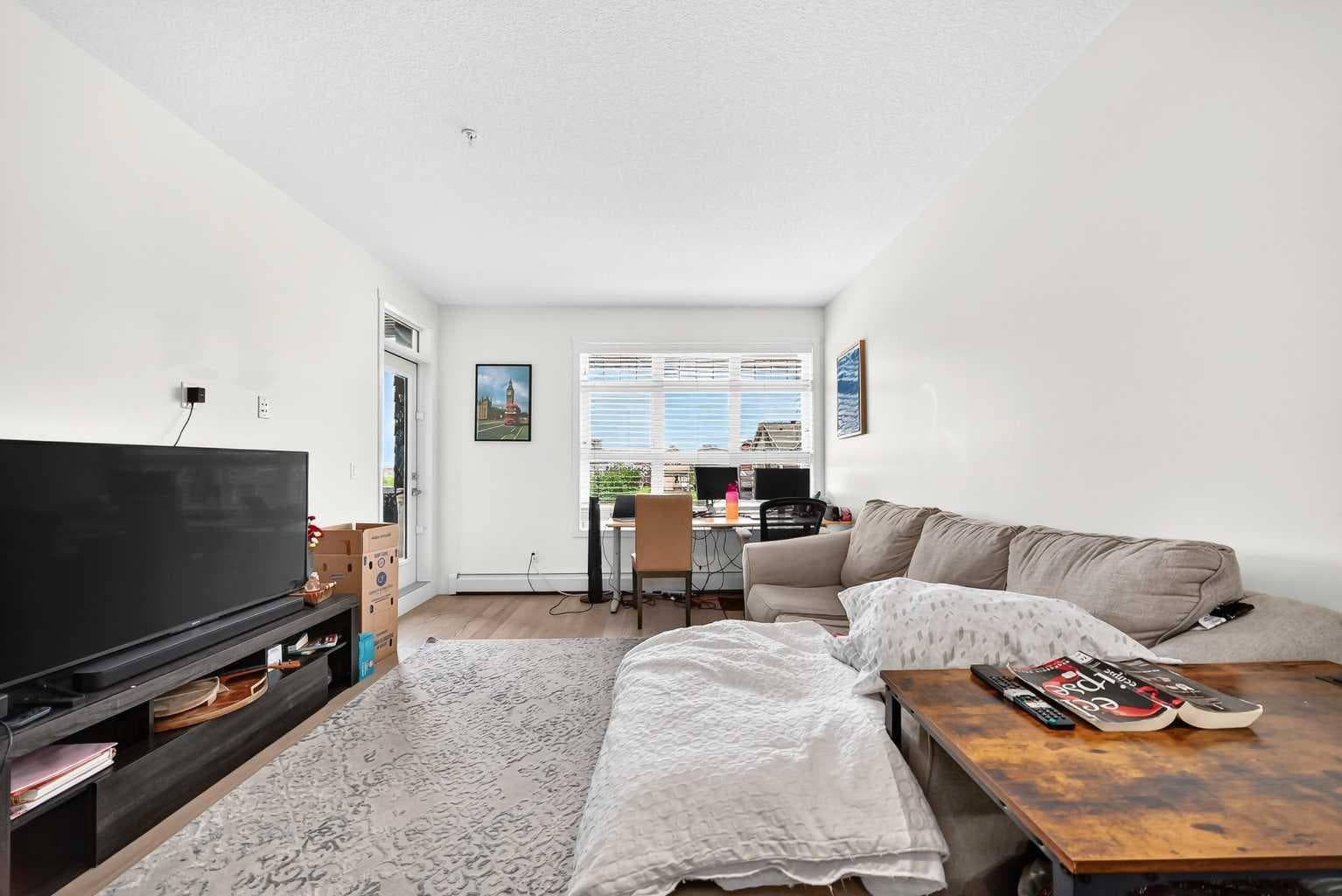 231, 25 Auburn Meadows Avenue SE