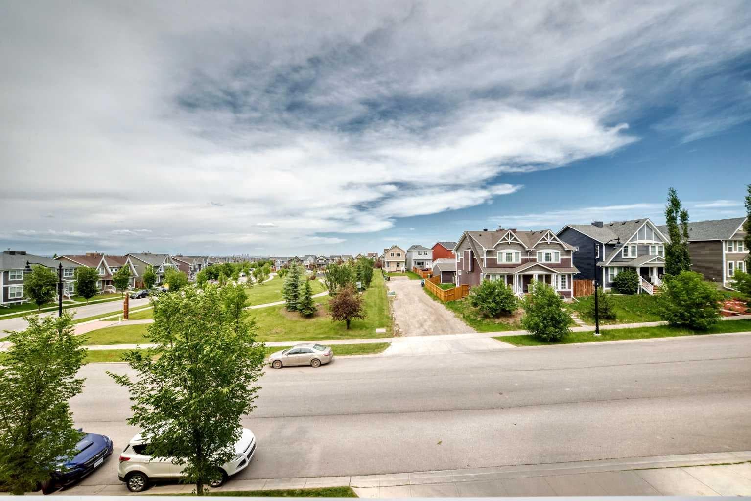 231, 25 Auburn Meadows Avenue SE