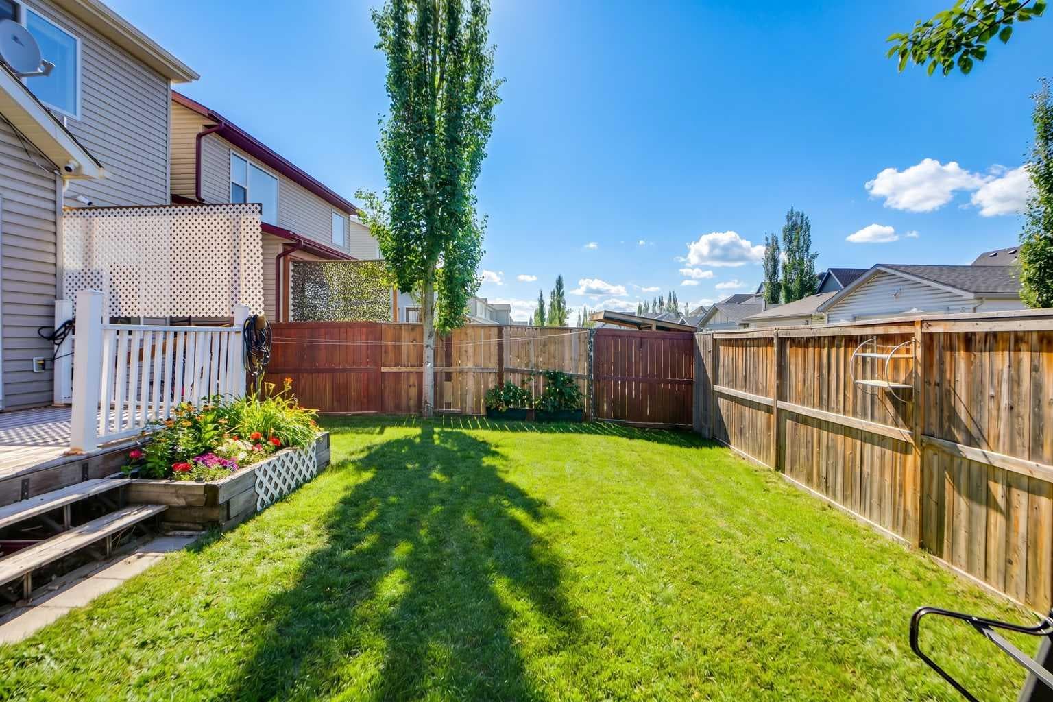 91 Copperstone Gate SE