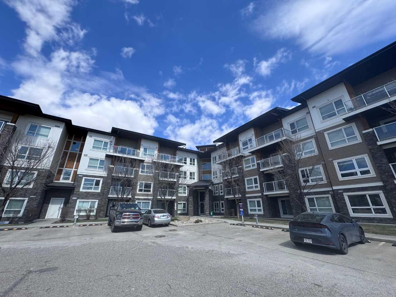 2101, 240 Skyview Ranch Road NE