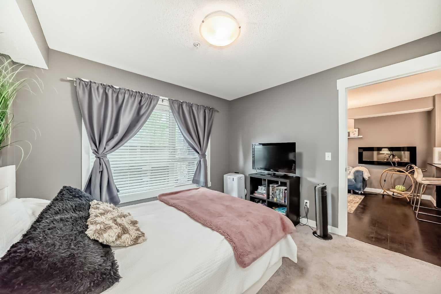 2101, 240 Skyview Ranch Road NE