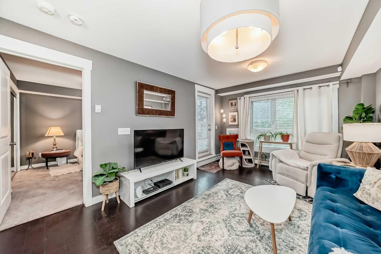 2101, 240 Skyview Ranch Road NE