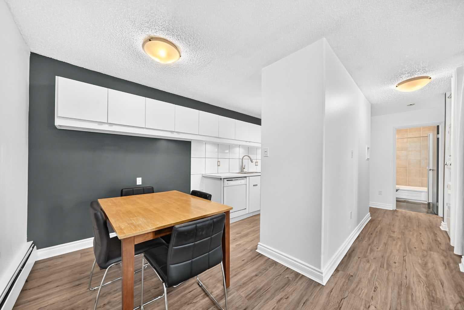2303, 3115 51 Street SW