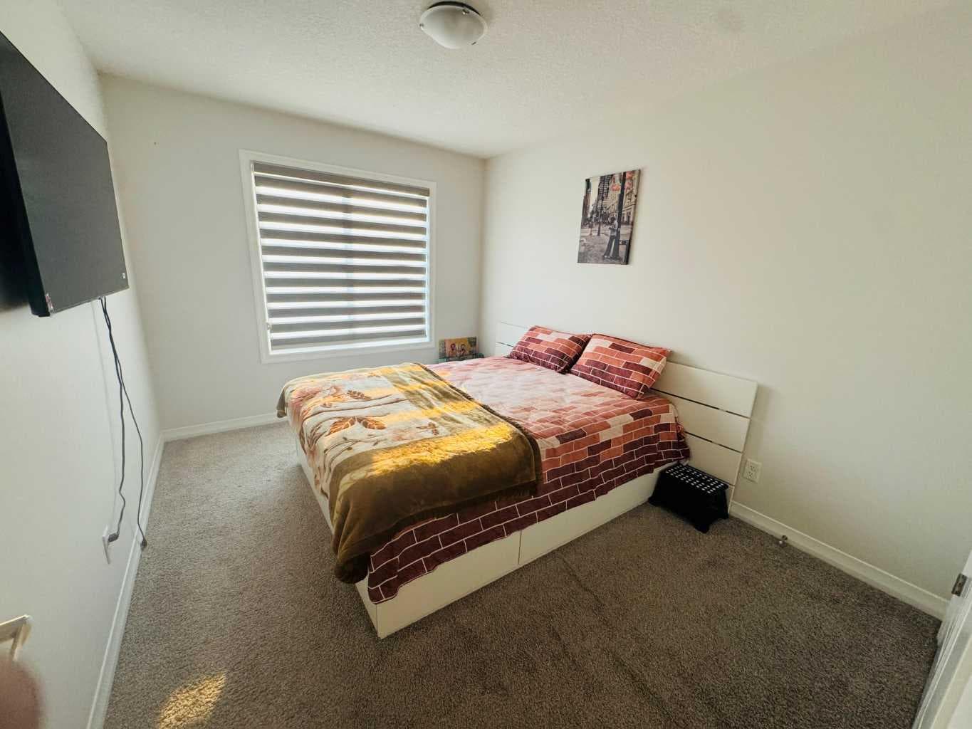 55 Corner Meadows Villas NE