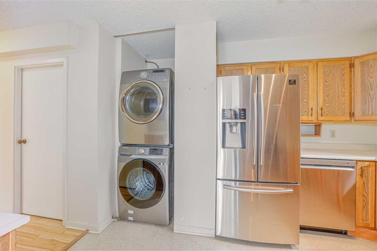 208, 80 Point Mckay Crescent NW