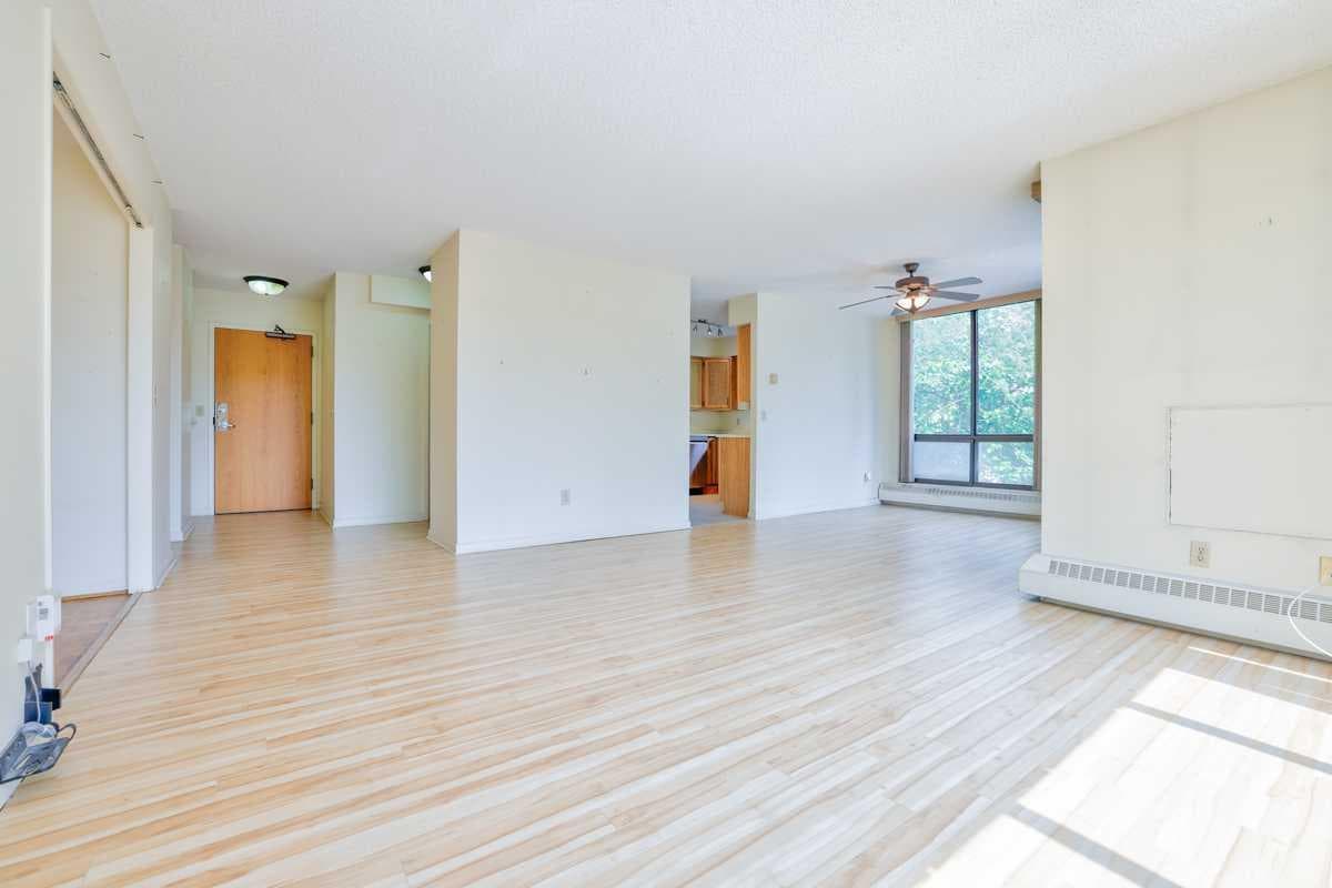 208, 80 Point Mckay Crescent NW