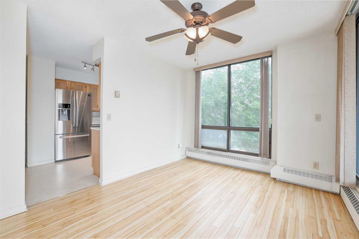 208, 80 Point Mckay Crescent NW