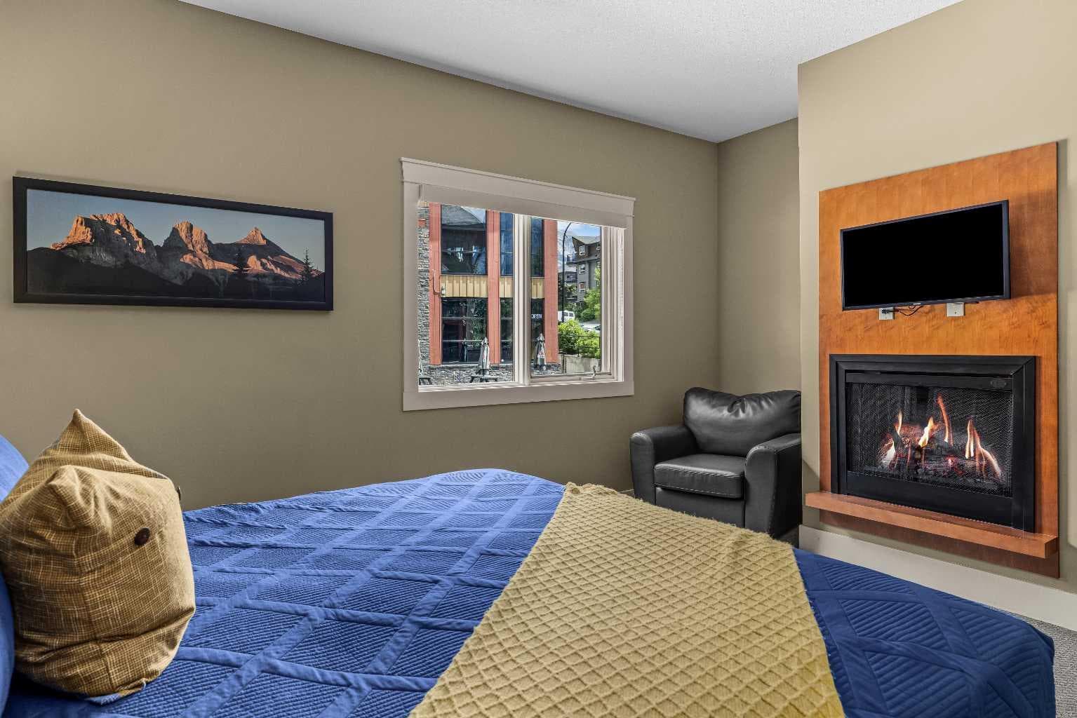 103, 191 Kananaskis Way 