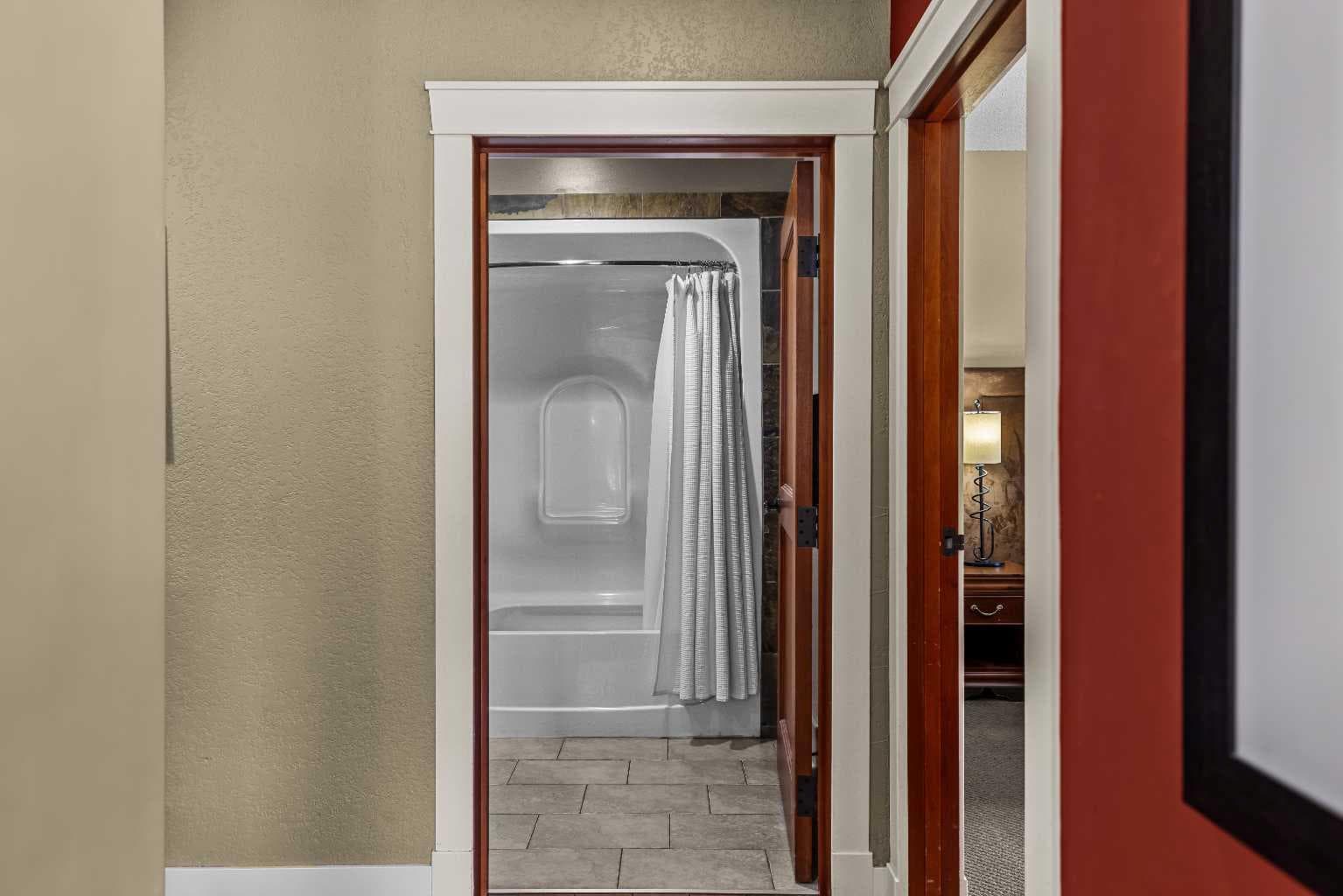 103, 191 Kananaskis Way 
