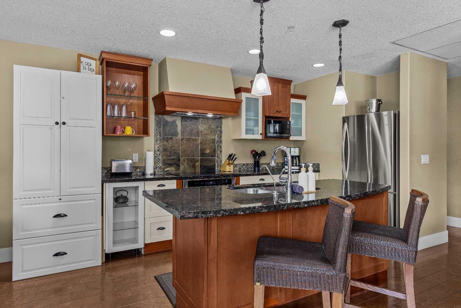103, 191 Kananaskis Way 