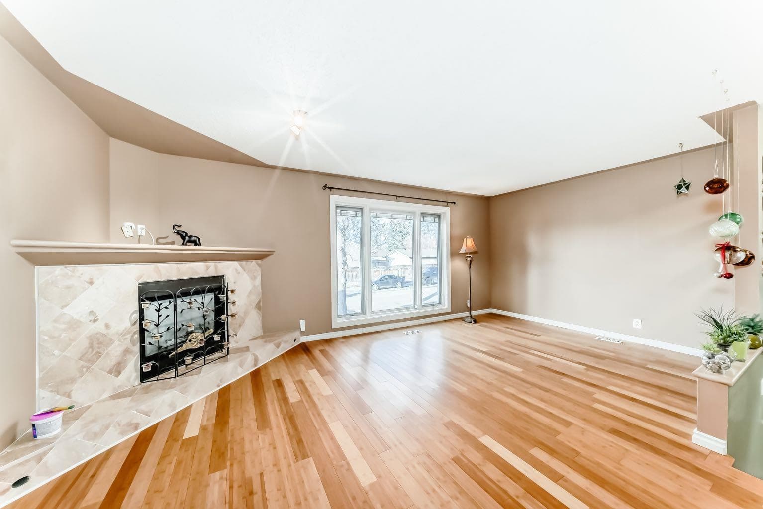 274 Templeview Way NE