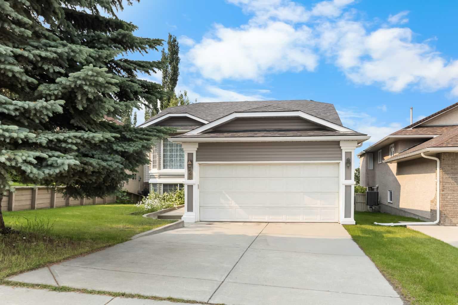 28 Harvest Oak Drive NE
