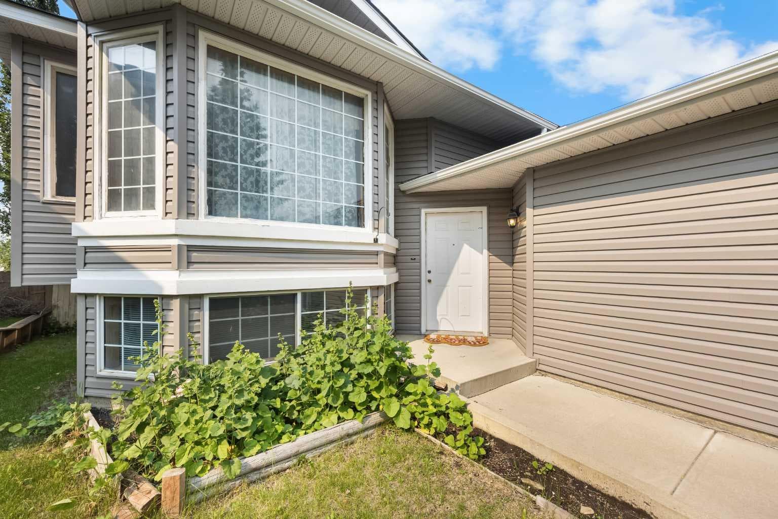 28 Harvest Oak Drive NE