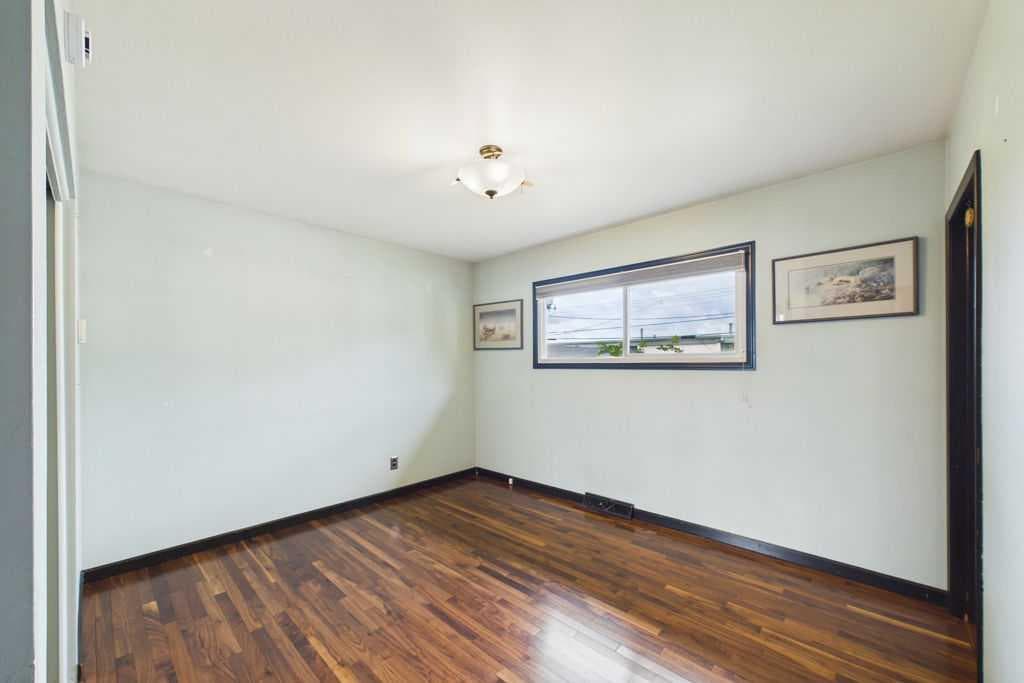 28 Franklin Drive SE