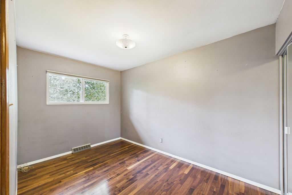 28 Franklin Drive SE