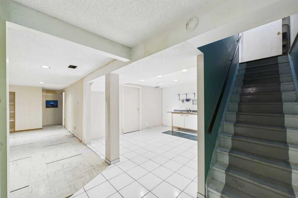 28 Franklin Drive SE