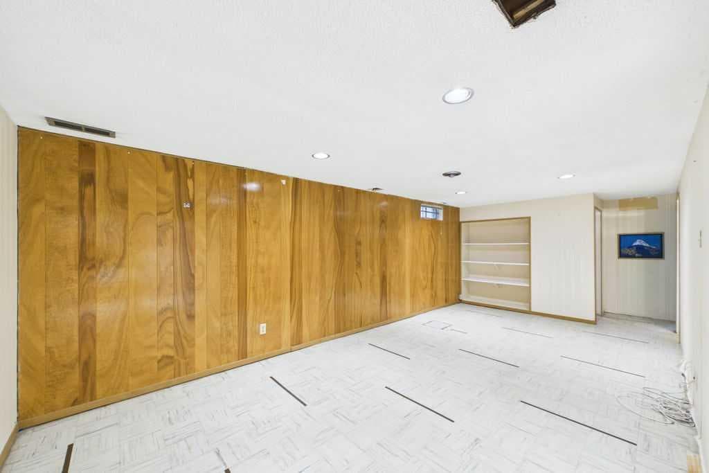 28 Franklin Drive SE