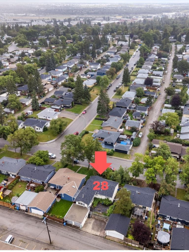 28 Franklin Drive SE