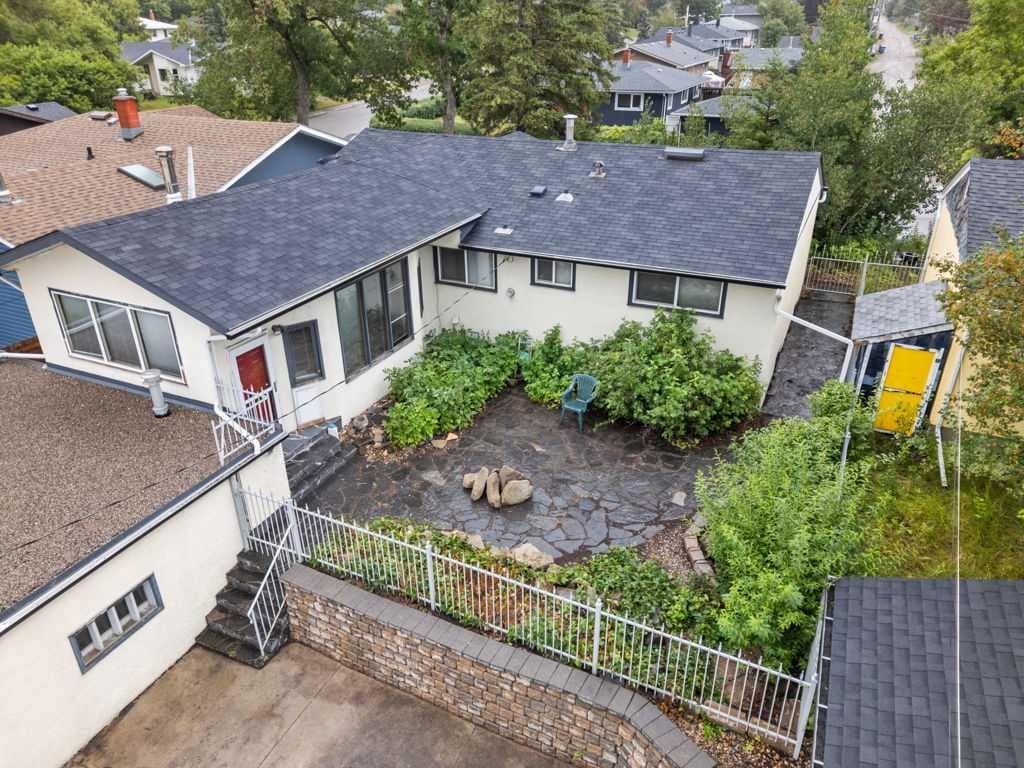 28 Franklin Drive SE