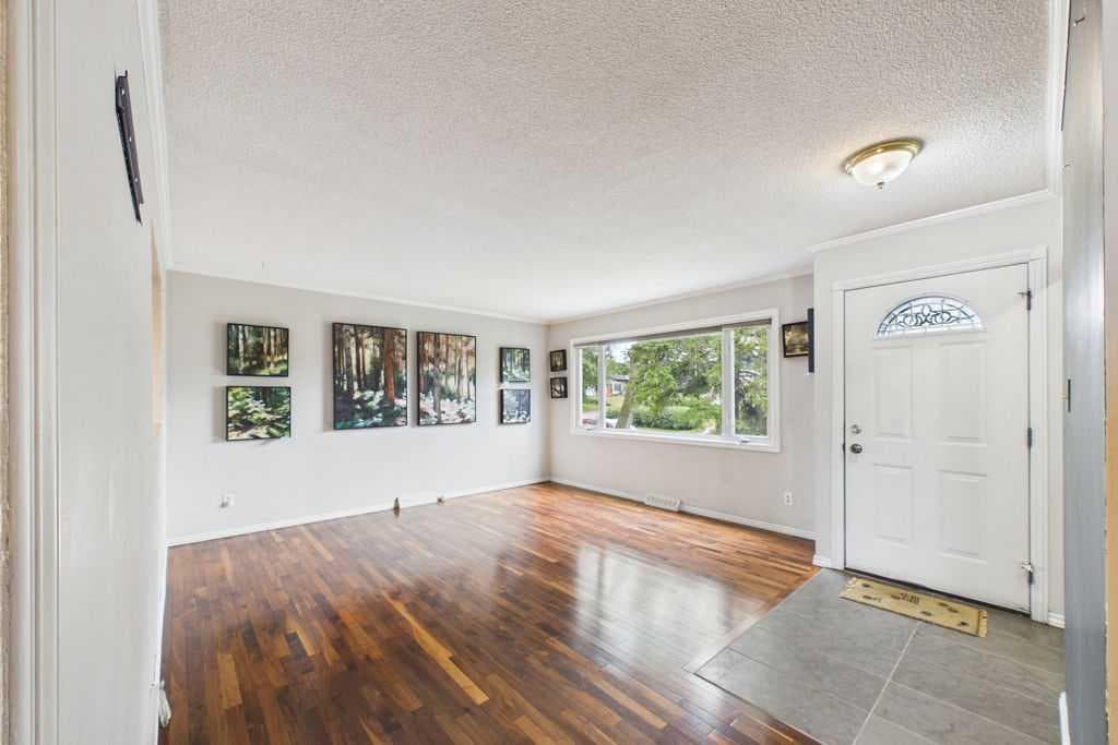 28 Franklin Drive SE