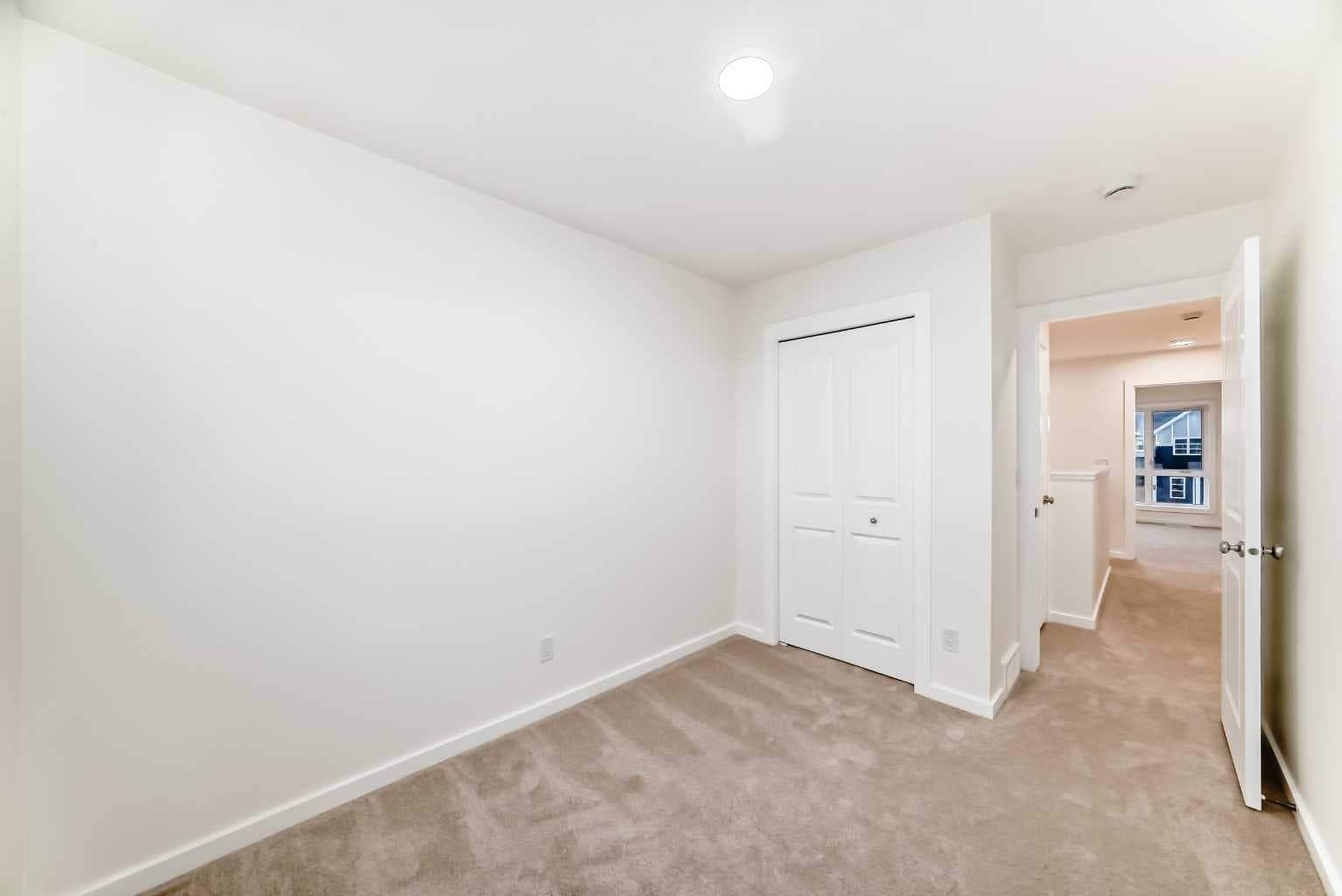 12 Savanna Place NE