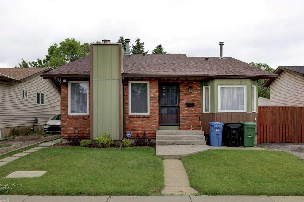 376 Whitlock Way NE
