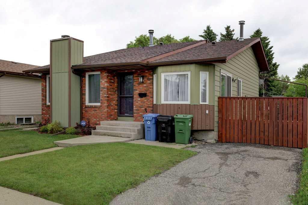 376 Whitlock Way NE