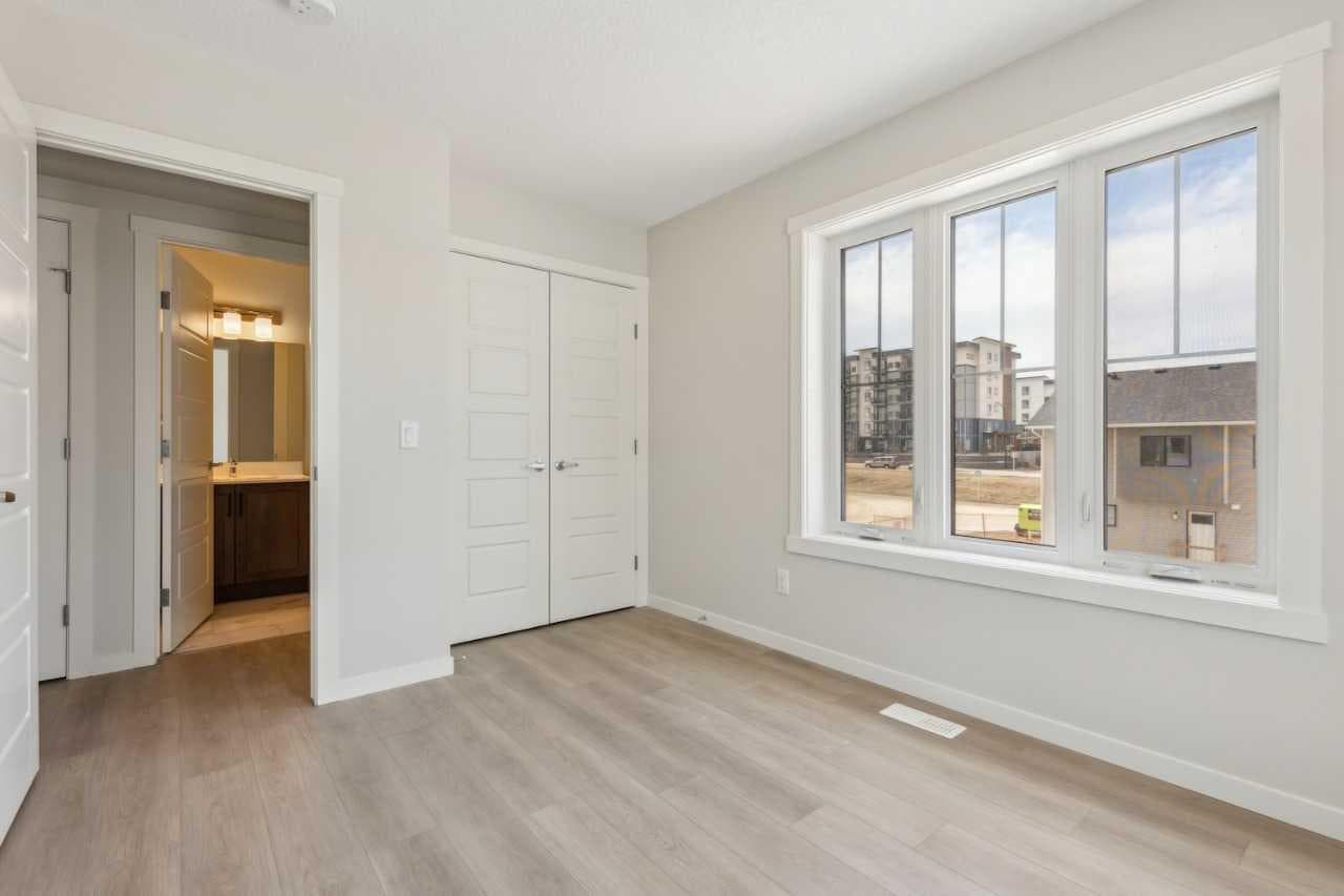 101, 63 Belmont Passage SW