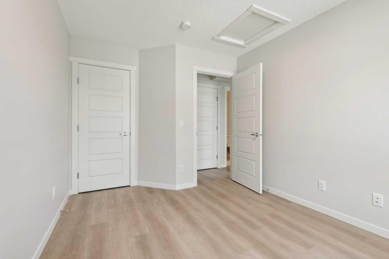 101, 63 Belmont Passage SW
