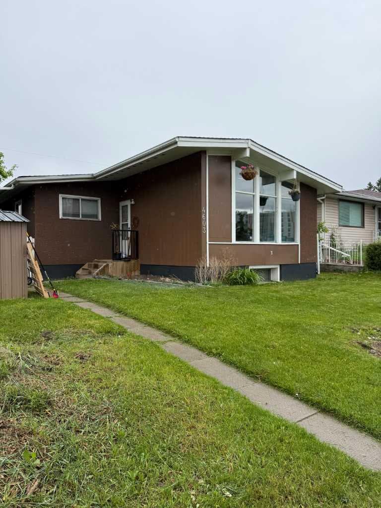 4603 Edmonton Trail NE
