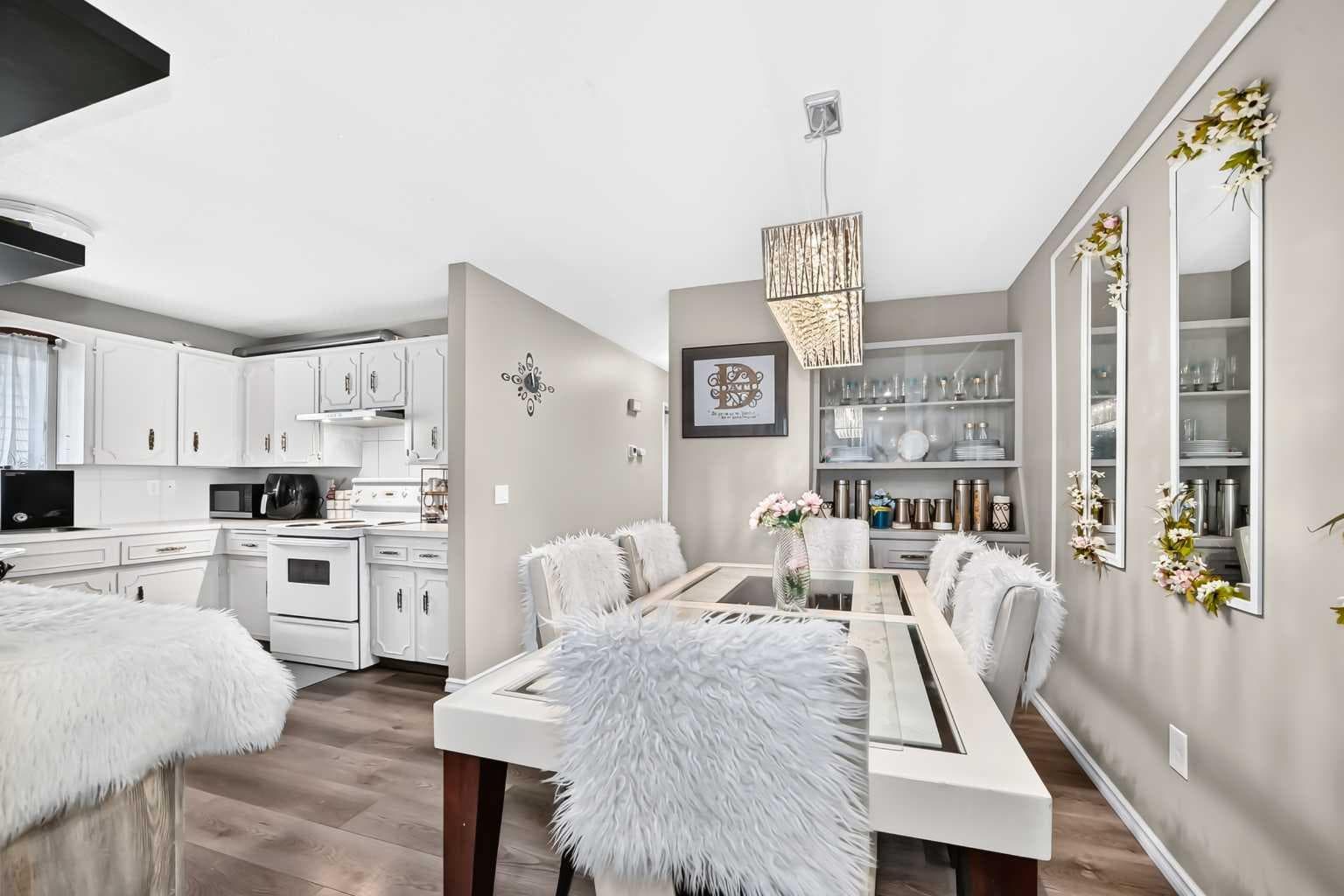 553 Macewan Drive NW