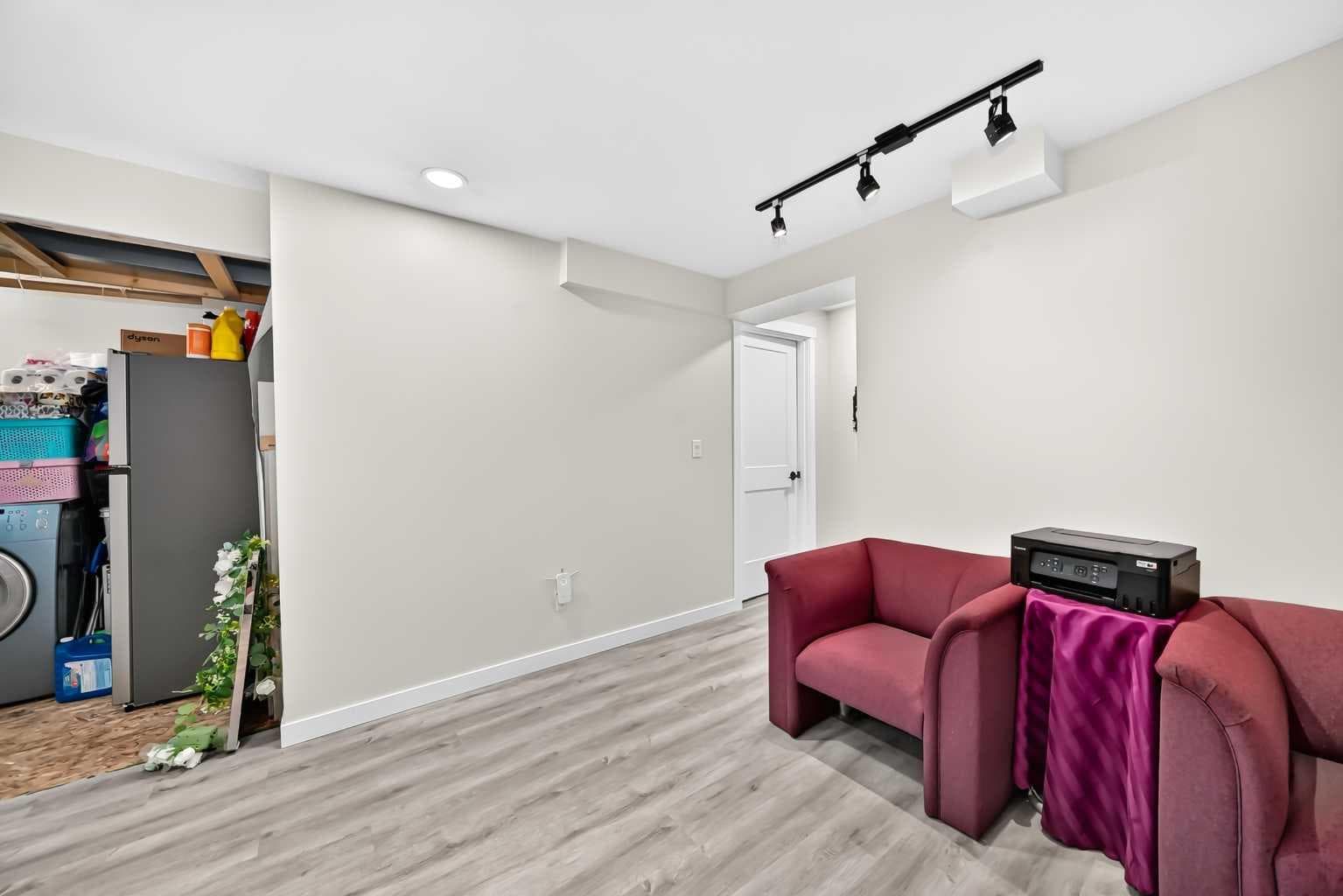 553 Macewan Drive NW