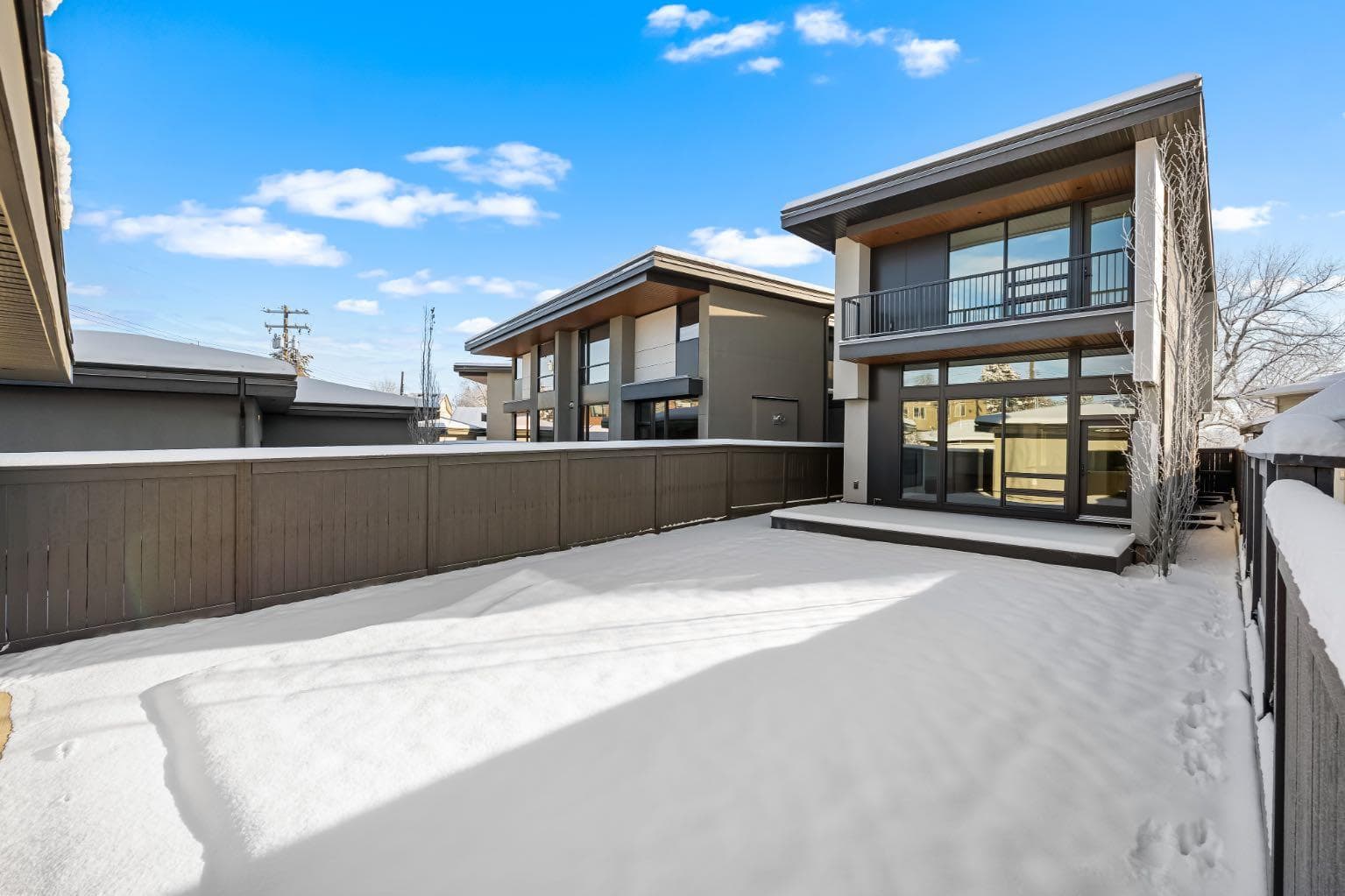 3D Willow Crescent SW