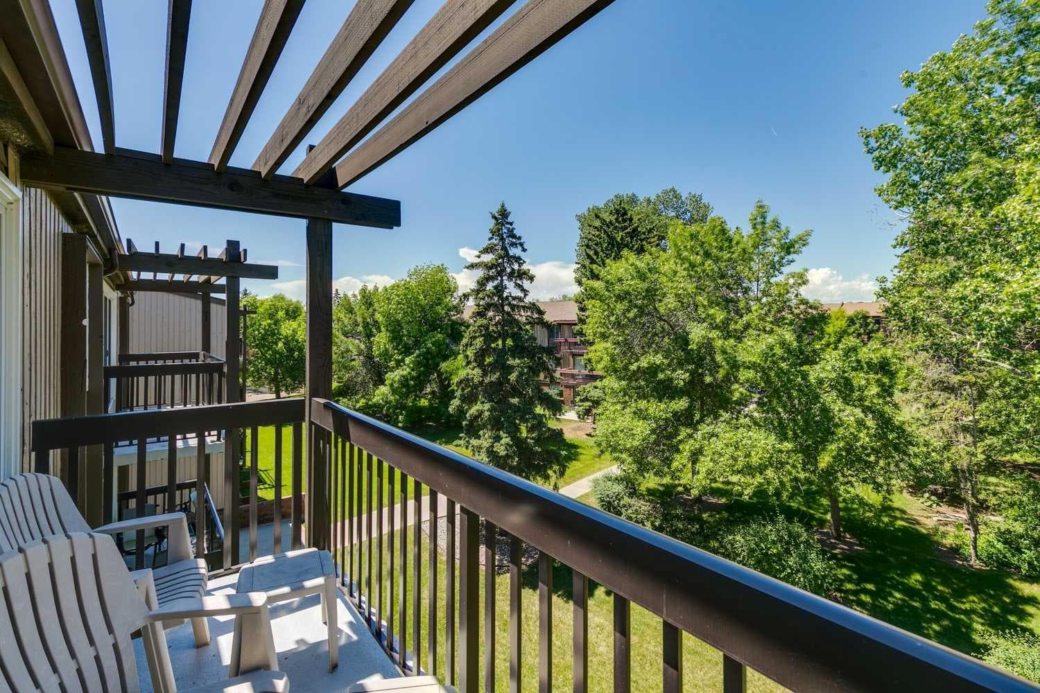 482, 8948 Elbow Drive SW