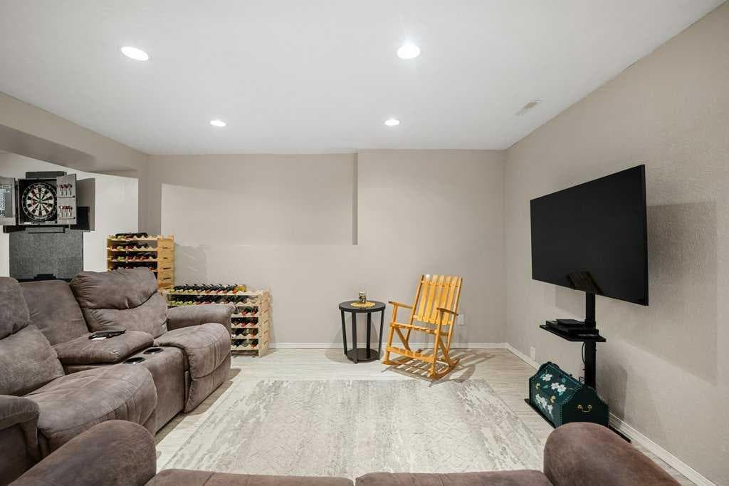 1204, 720 Willowbrook Road NW