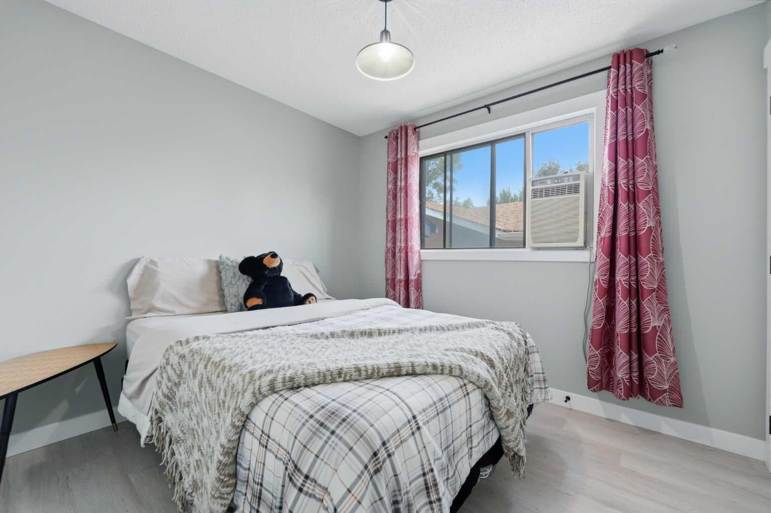 55 Sunbank Road SE
