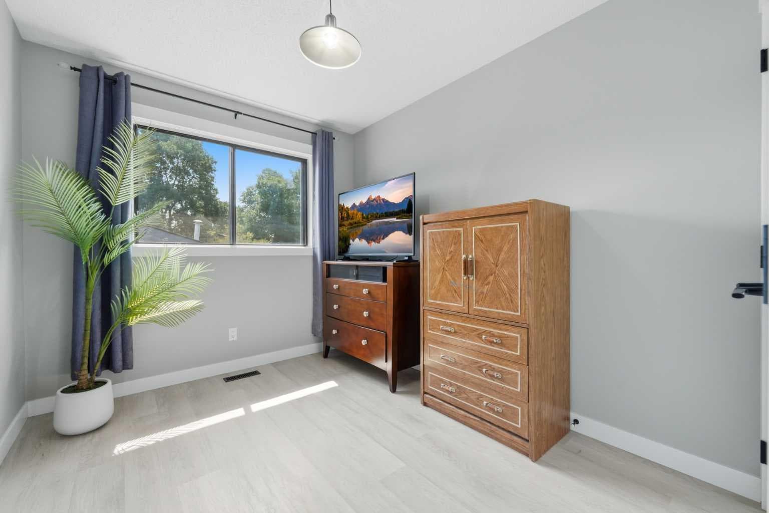 55 Sunbank Road SE
