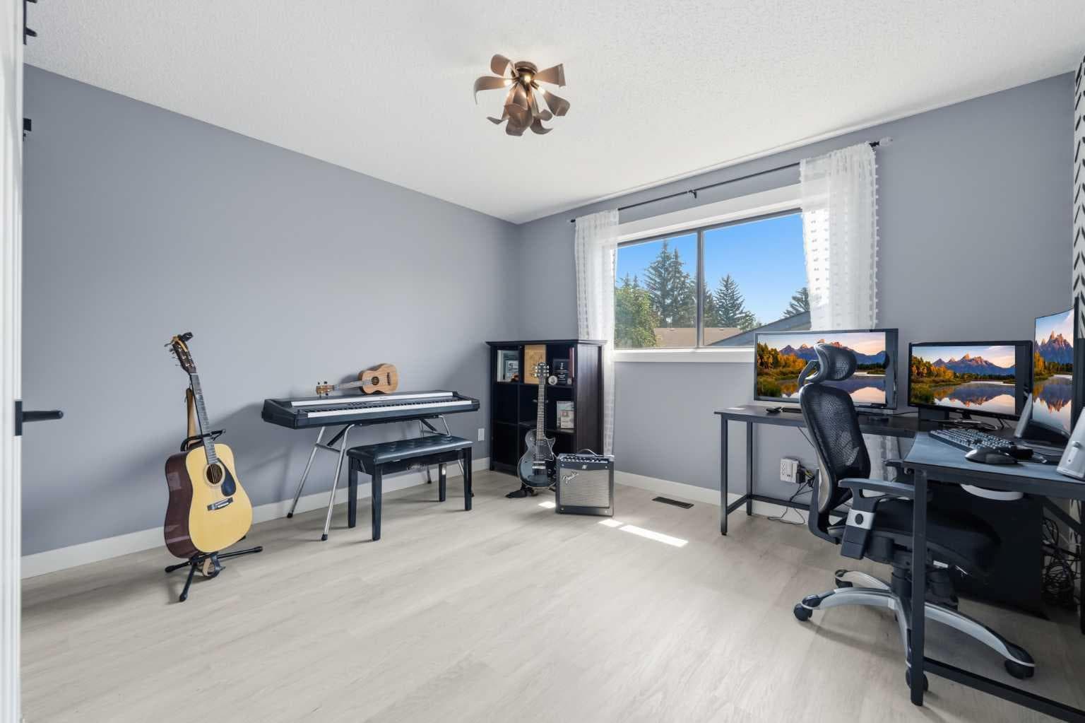55 Sunbank Road SE