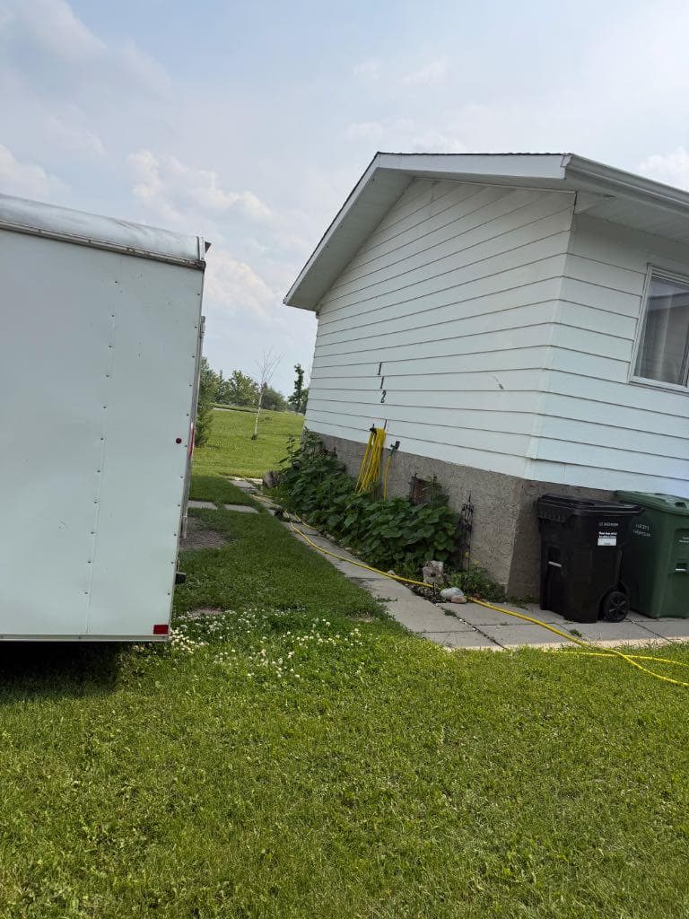 112 Huntstrom Drive NE