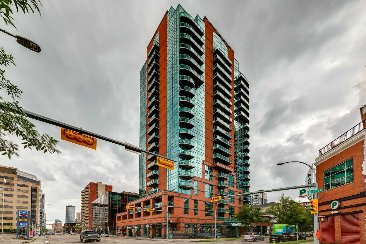 2301, 836 15 Avenue SW
