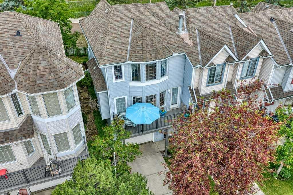 68 Patina Point SW