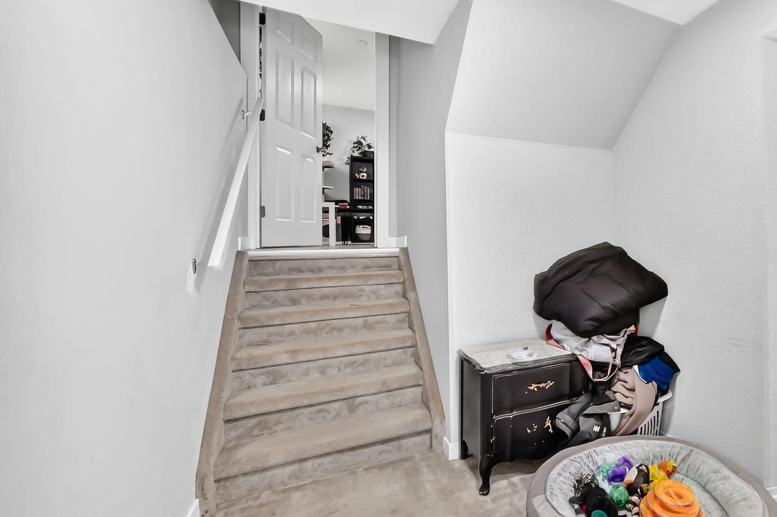 46 Dovercliffe Way SE