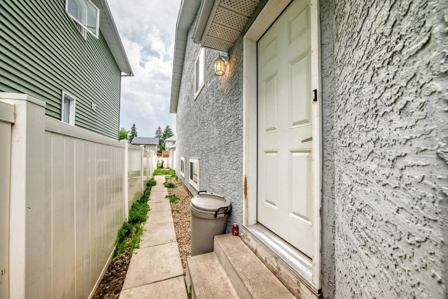 46 Dovercliffe Way SE