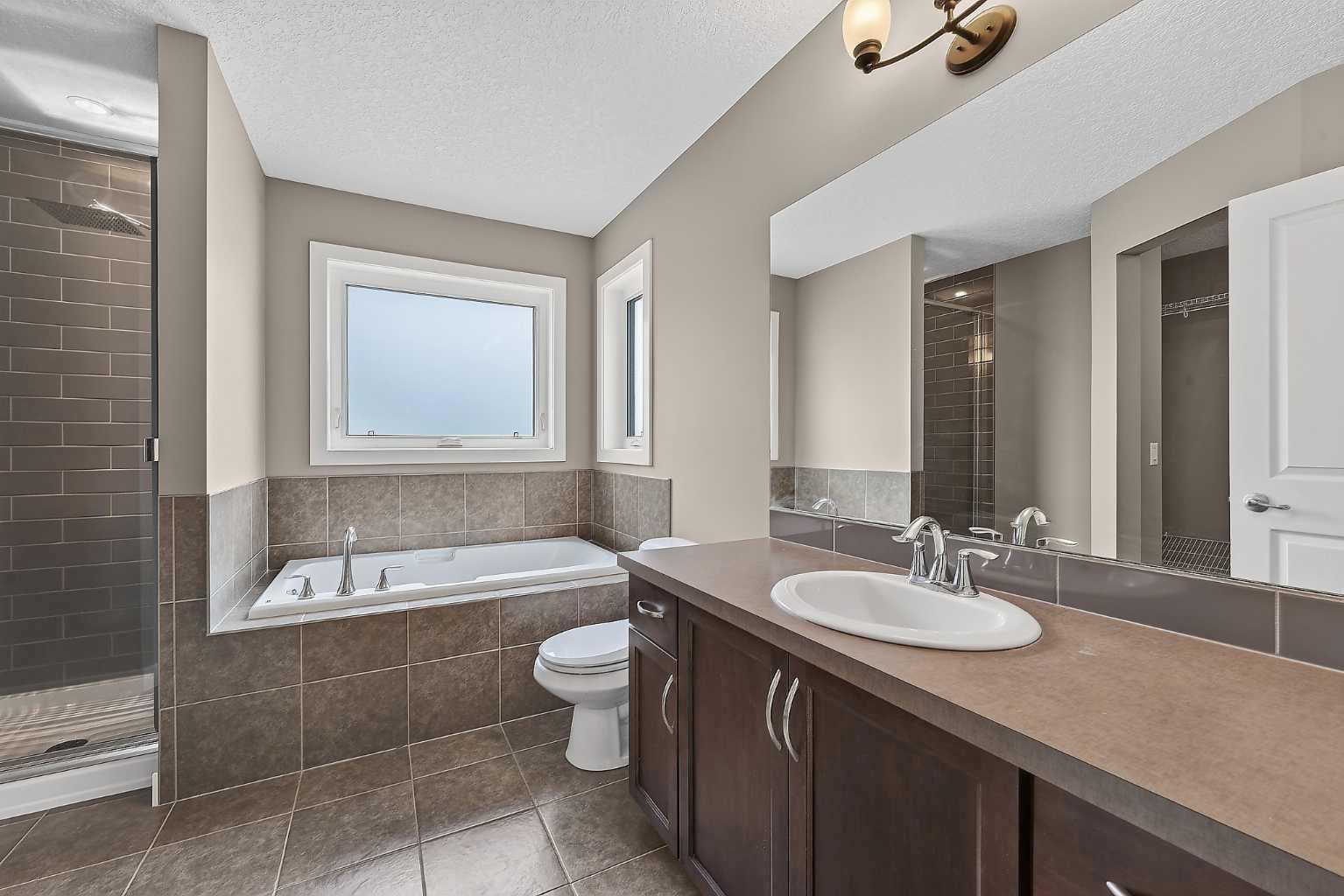 47 Elgin Meadows Road SE